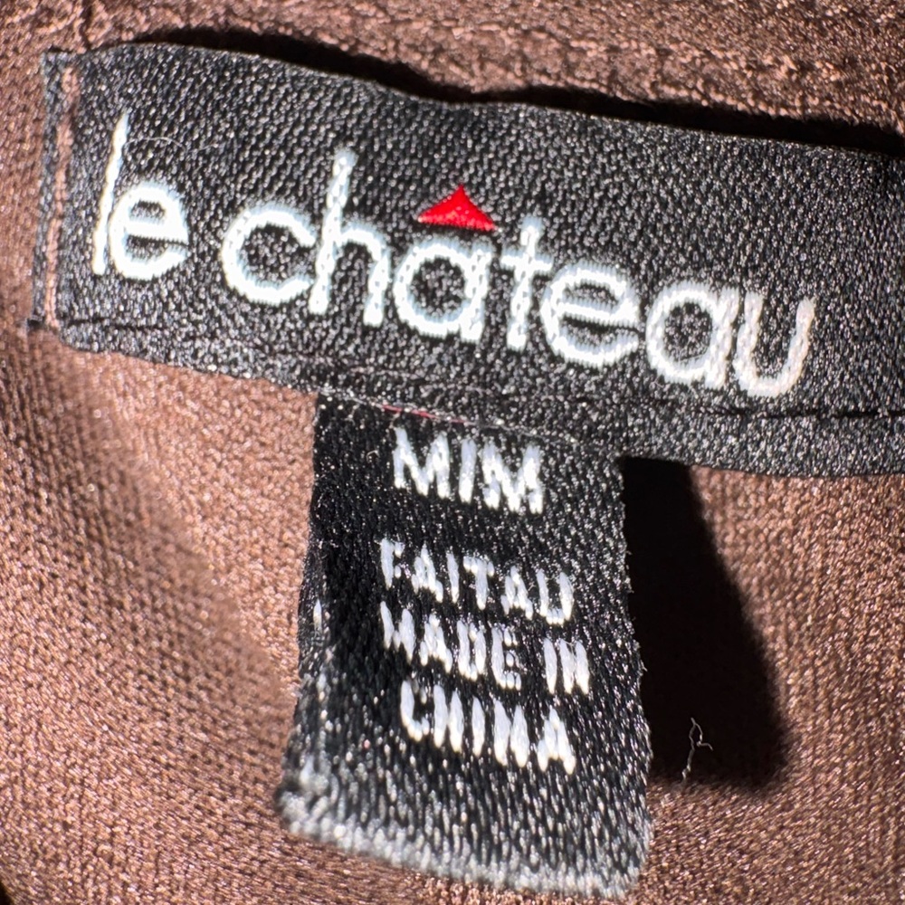 Le Chateau Chocolate Brown Garment - Picture 3 of 3